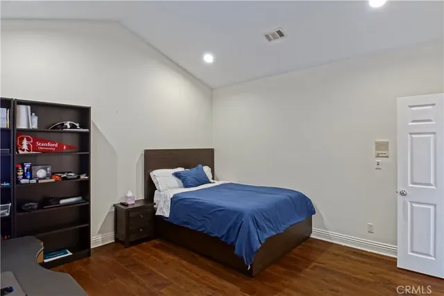 $18,000 | 1717 Curtis Avenue, Manhattan Beach, CA 90266