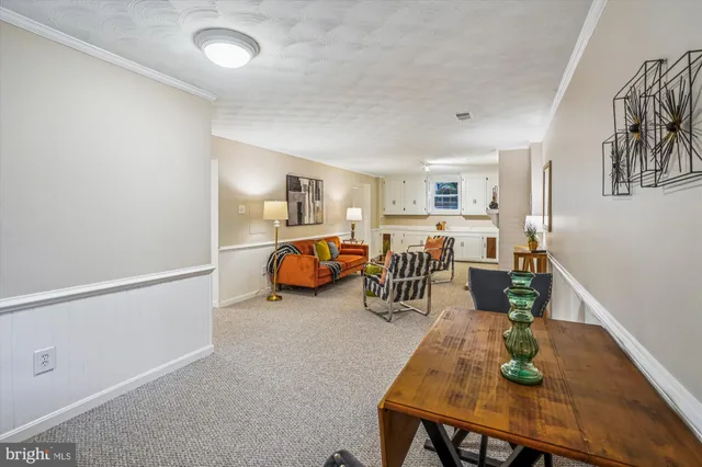 $899,999 | 24 South Abingdon Street, Arlington, VA 22204