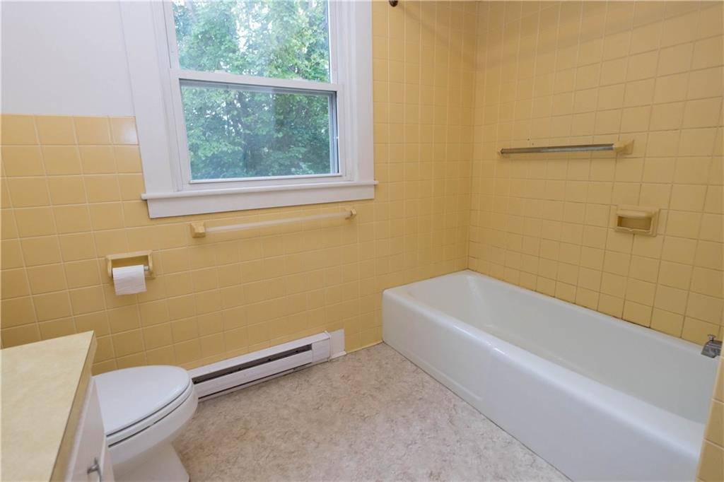92 Town House Road Union, ME 04862 - Photo 8 of 19 Photo