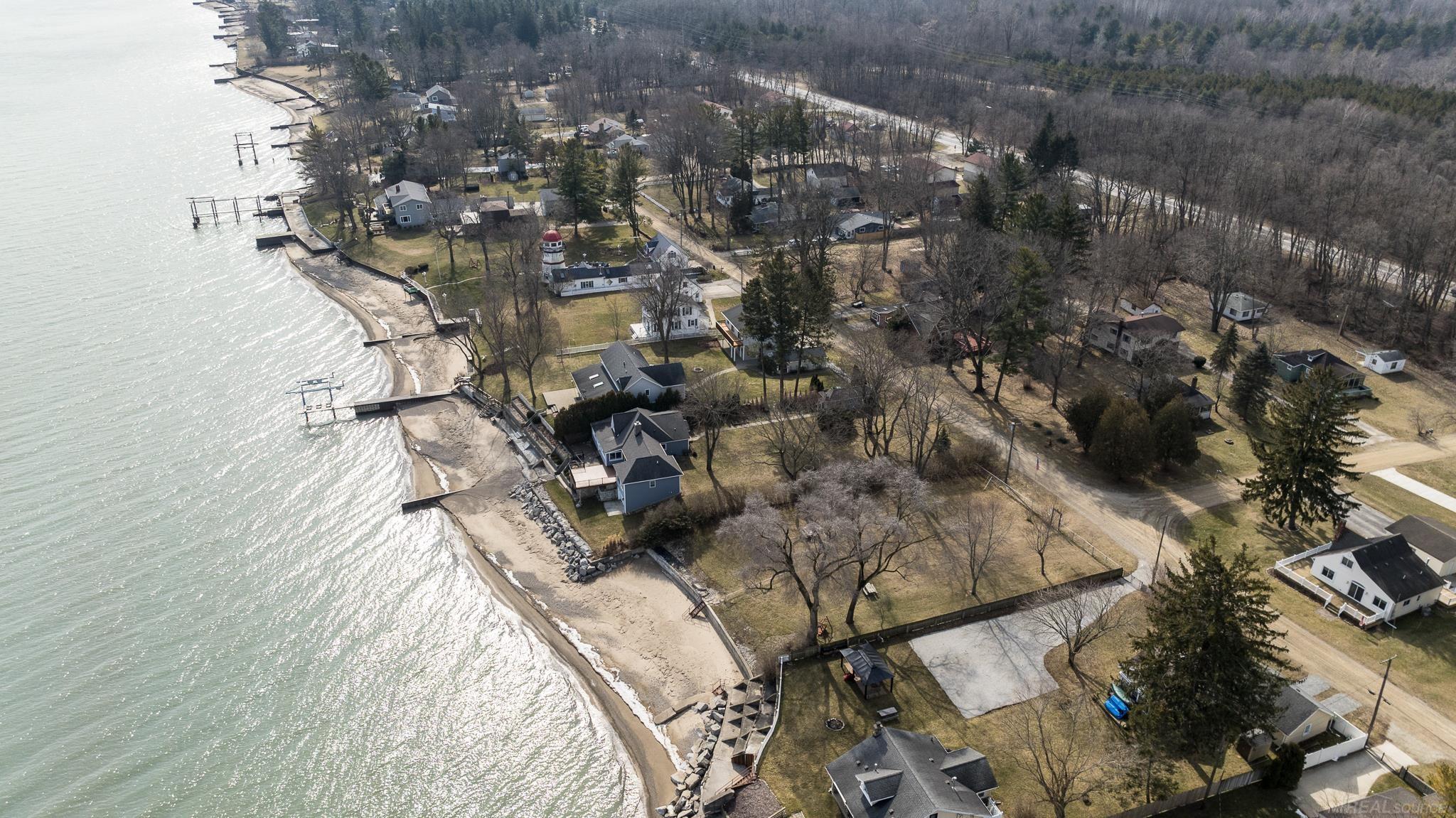 7755 Shorecliff Road Lexington, MI 48450 - Photo 24 of 28 50143662-3CBF1C2A-FF7F-459B-9FB3-69D7219E101E.JPG