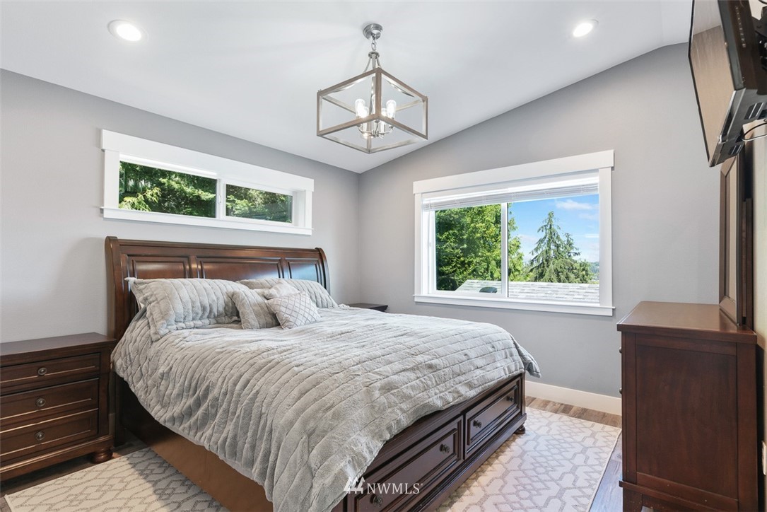 14421 Gibralter Road Anacortes, WA 98221 - Photo 13 of 36 Gallery Image 13