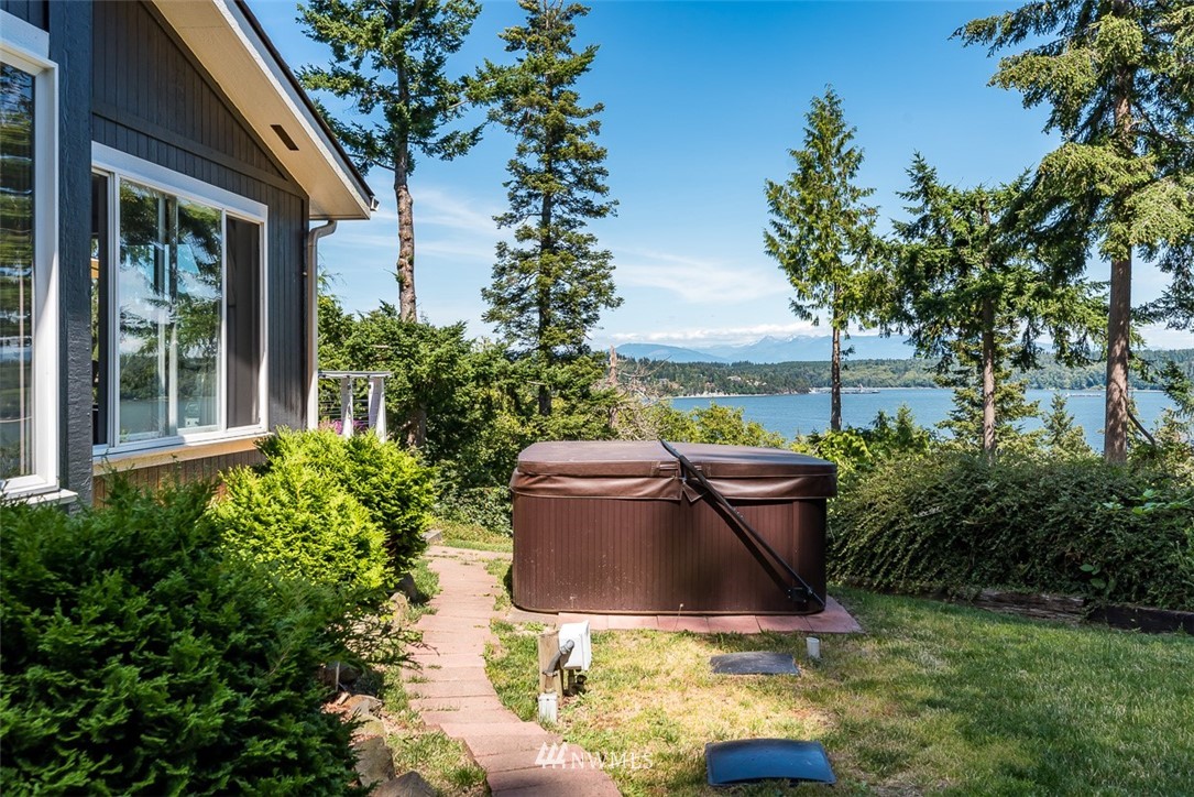 14421 Gibralter Road Anacortes, WA 98221 - Photo 32 of 36 Gallery Image 32