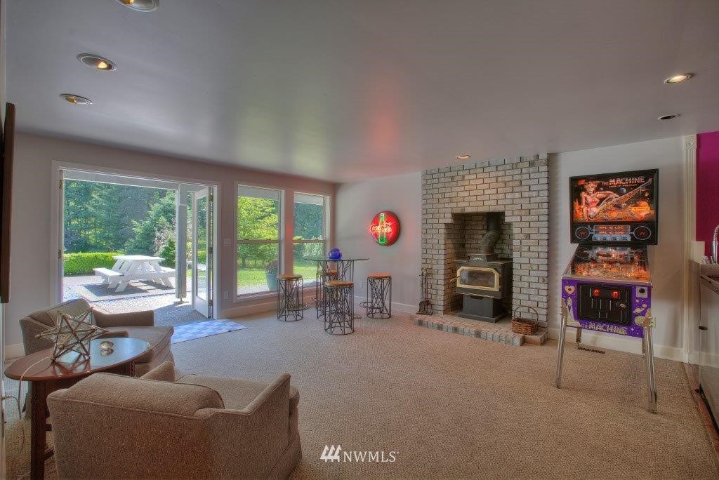 22405 Sweeney Road Southeast Maple Valley, WA 98038 - Photo 11 of 20