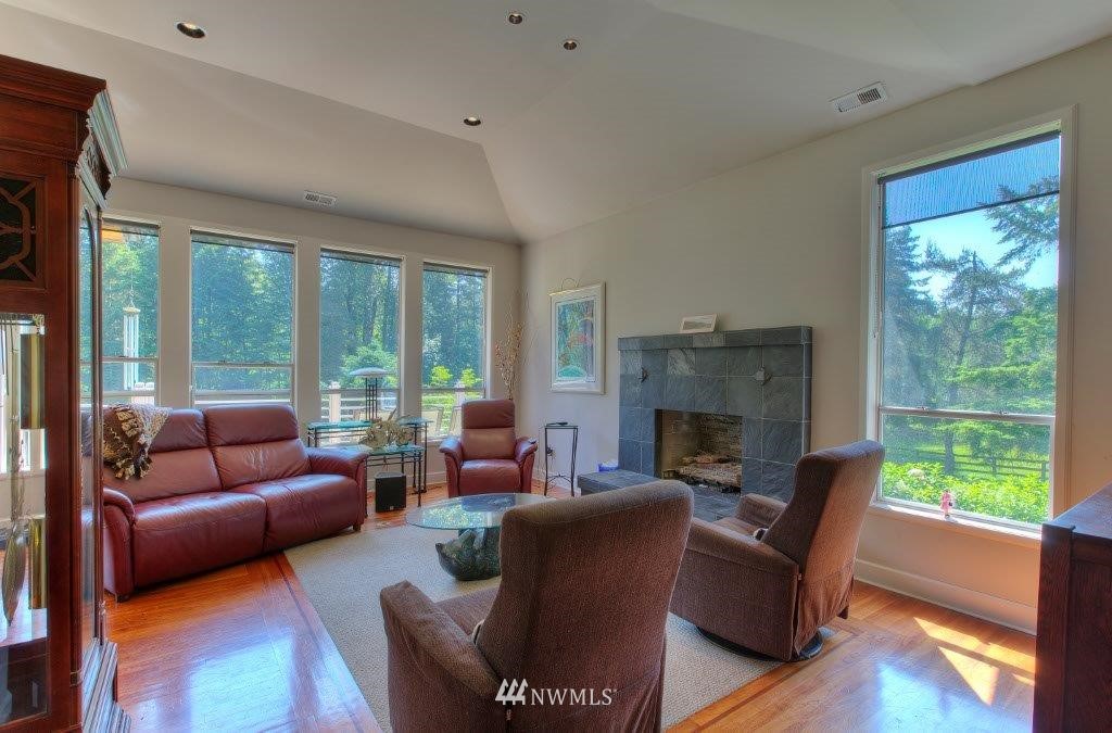 22405 Sweeney Road Southeast Maple Valley, WA 98038 - Photo 16 of 20