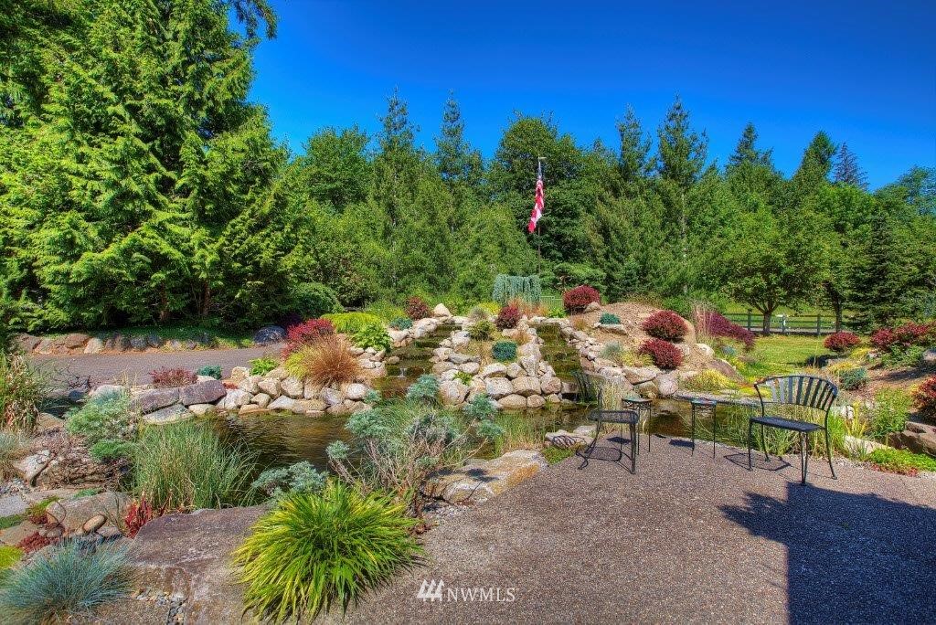 22405 Sweeney Road Southeast Maple Valley, WA 98038 - Photo 3 of 20