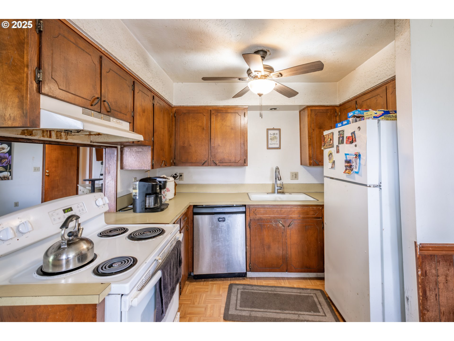 4555 Herrin Road Northeast Salem, OR 97305 - Photo 8 of 27 Gallery Image 8