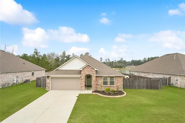 $285,000 | 40343 Cypress Reserve Boulevard, Ponchatoula, LA 70454