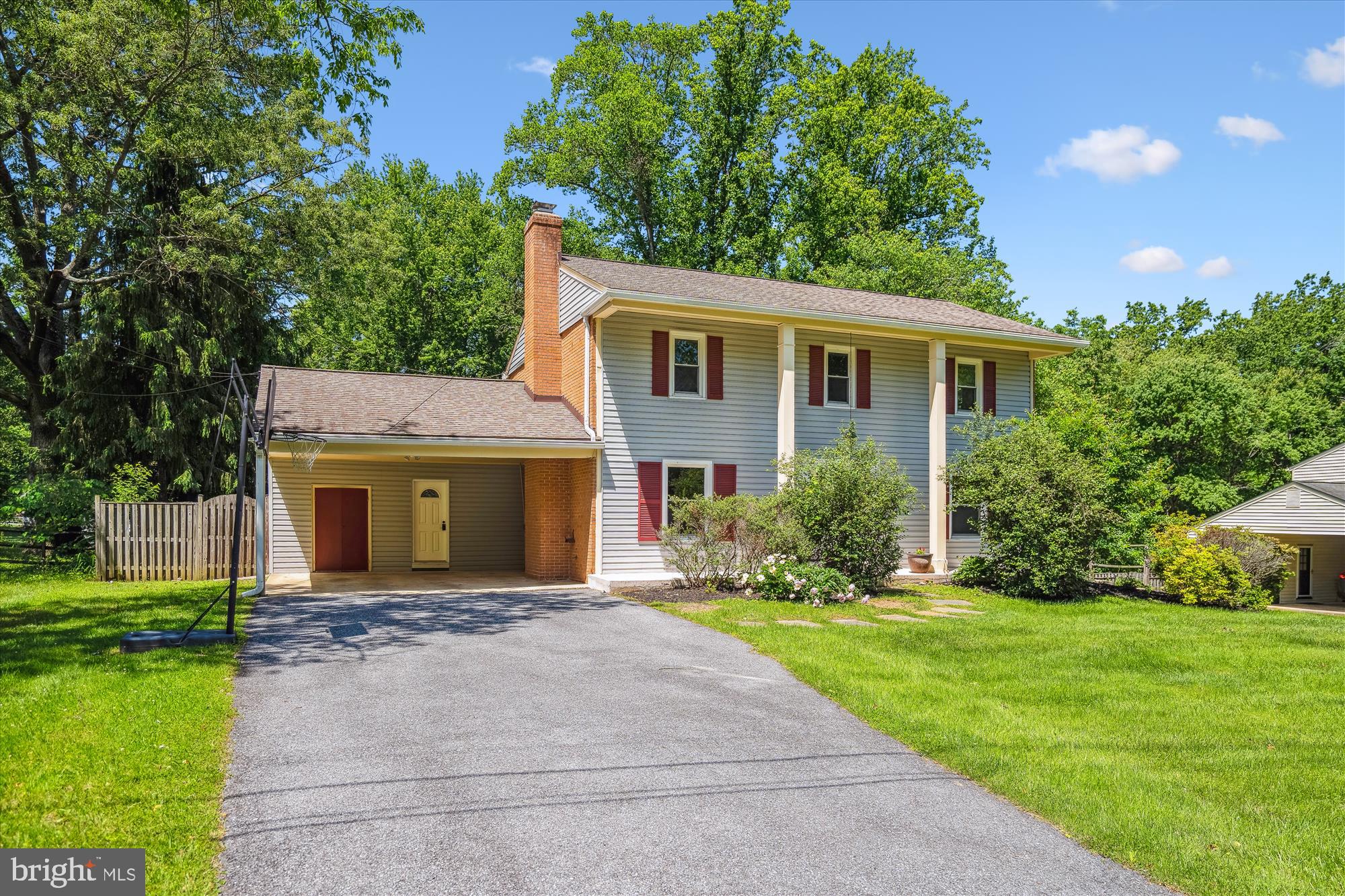 2445 Parallel Lane Silver Spring, MD 20904 - Photo 67 of 82 a front view of house with yard and green space