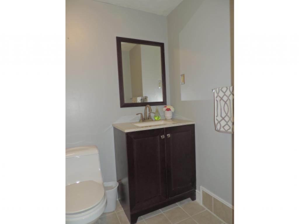 12 Crestwood Road Windham, NH 03087 - Photo 13 of 23