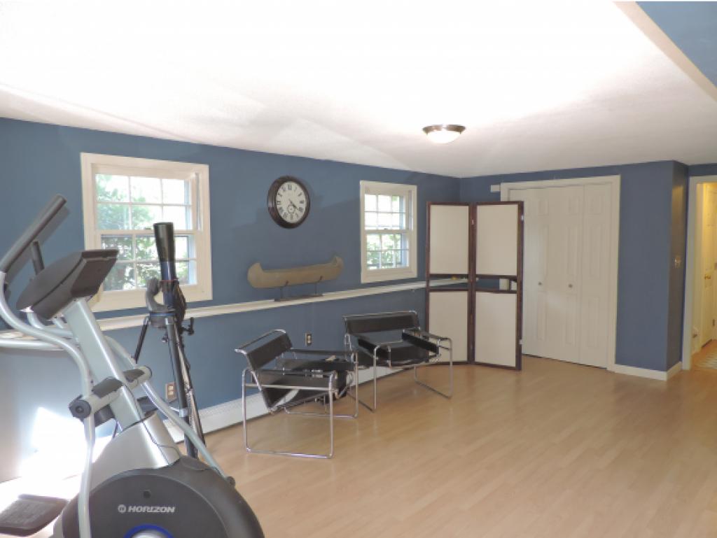 12 Crestwood Road Windham, NH 03087 - Photo 14 of 23