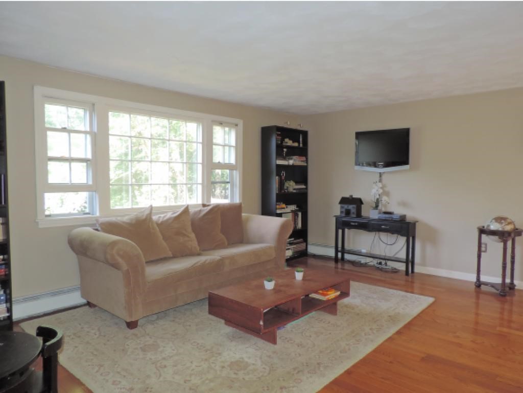 12 Crestwood Road Windham, NH 03087 - Photo 7 of 23