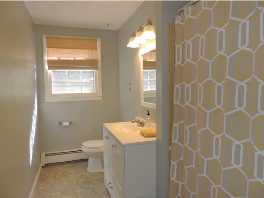 12 Crestwood Road Windham, NH 03087 - Photo 8 of 23