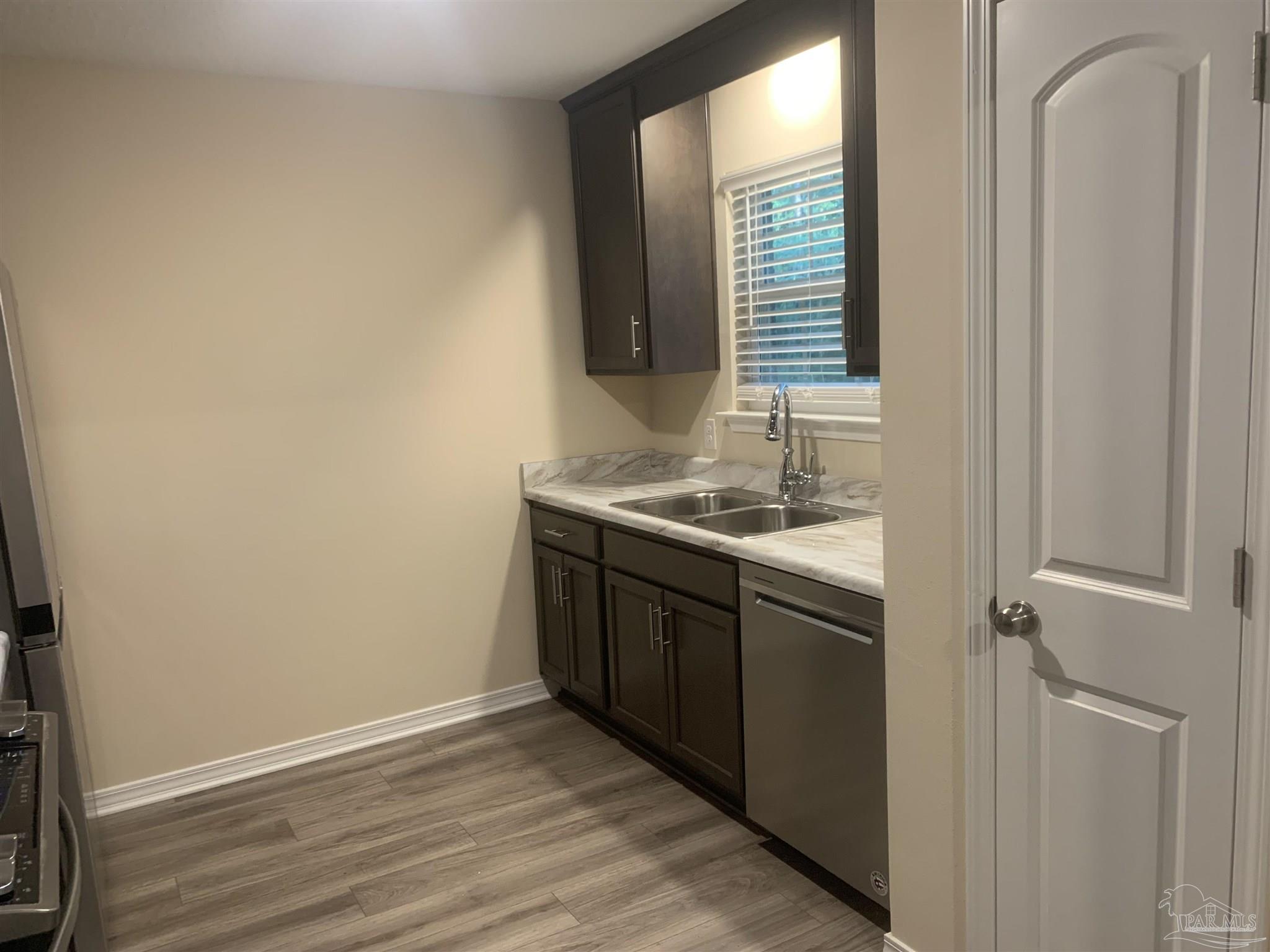 6325 Southridge Road Milton, FL 32570 - Photo 8 of 22