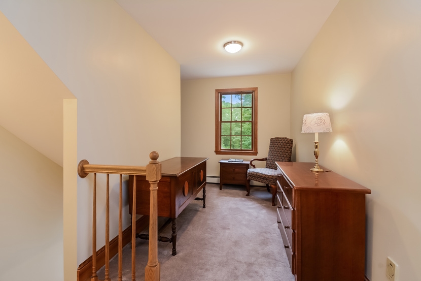 39 Griffin Road Deerfield, NH 03037 - Photo 21 of 38 Gallery Image 21