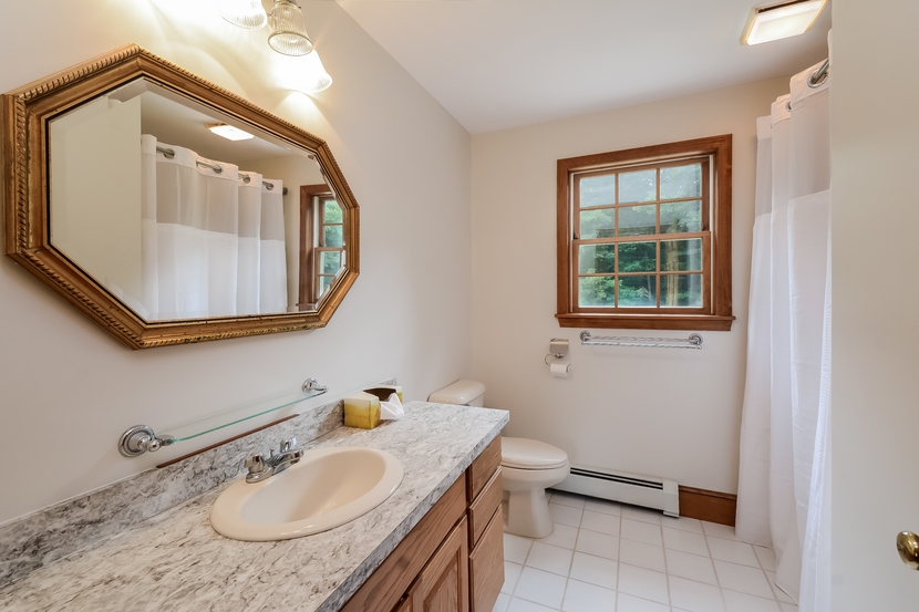 39 Griffin Road Deerfield, NH 03037 - Photo 25 of 38 Gallery Image 25