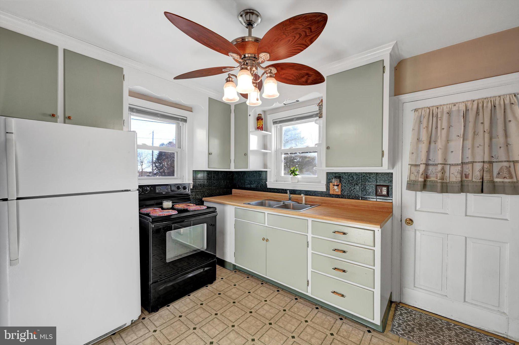 664 Lebanon Road Manheim, PA 17545 - Photo 28 of 28