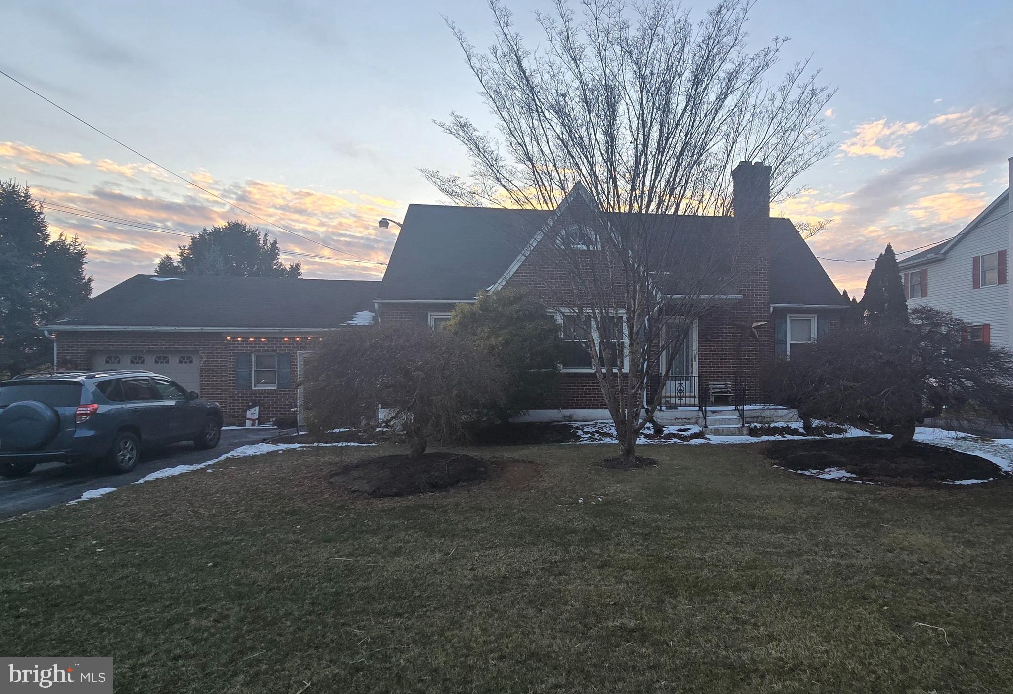 664 Lebanon Road Manheim, PA 17545 - Photo 5 of 28