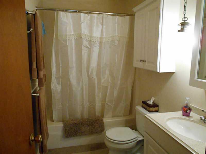 181 Rennick Road Butler, PA 16002 - Photo 14 of 20 Full Bath.