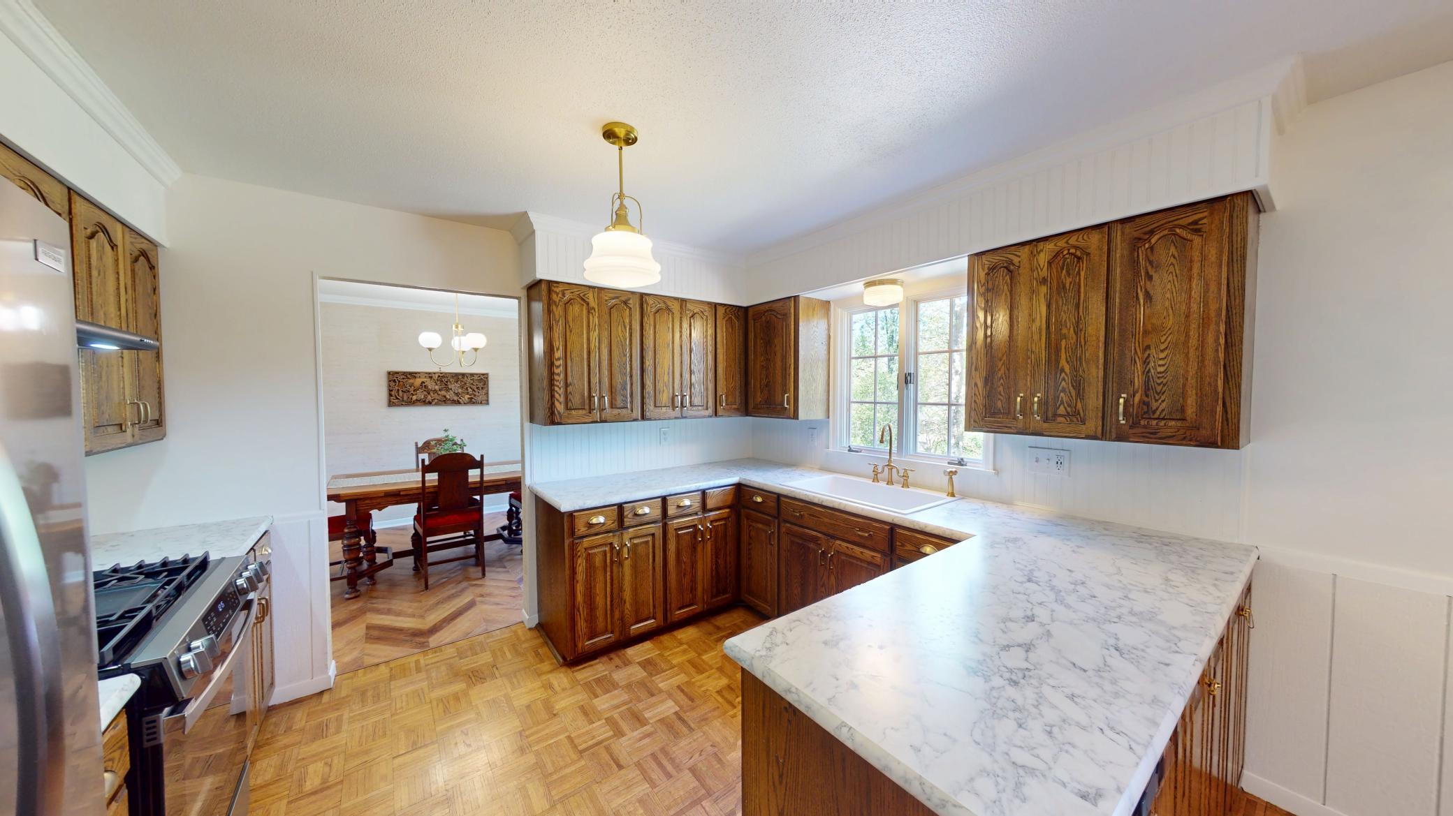 419 Ridge Road Albert Lea, MN 56007 - Photo 7 of 46