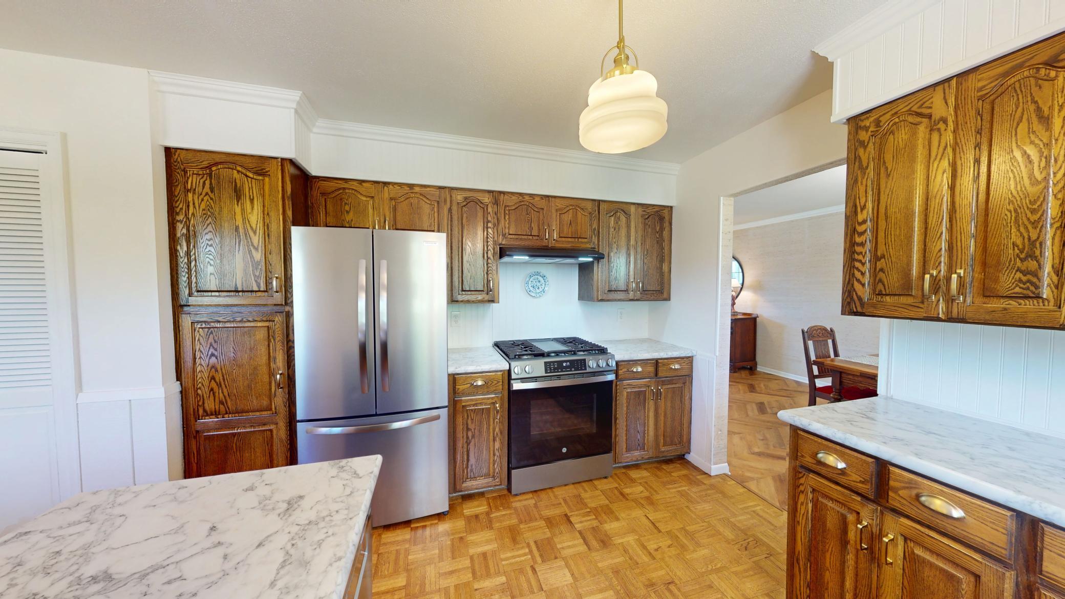 419 Ridge Road Albert Lea, MN 56007 - Photo 8 of 46