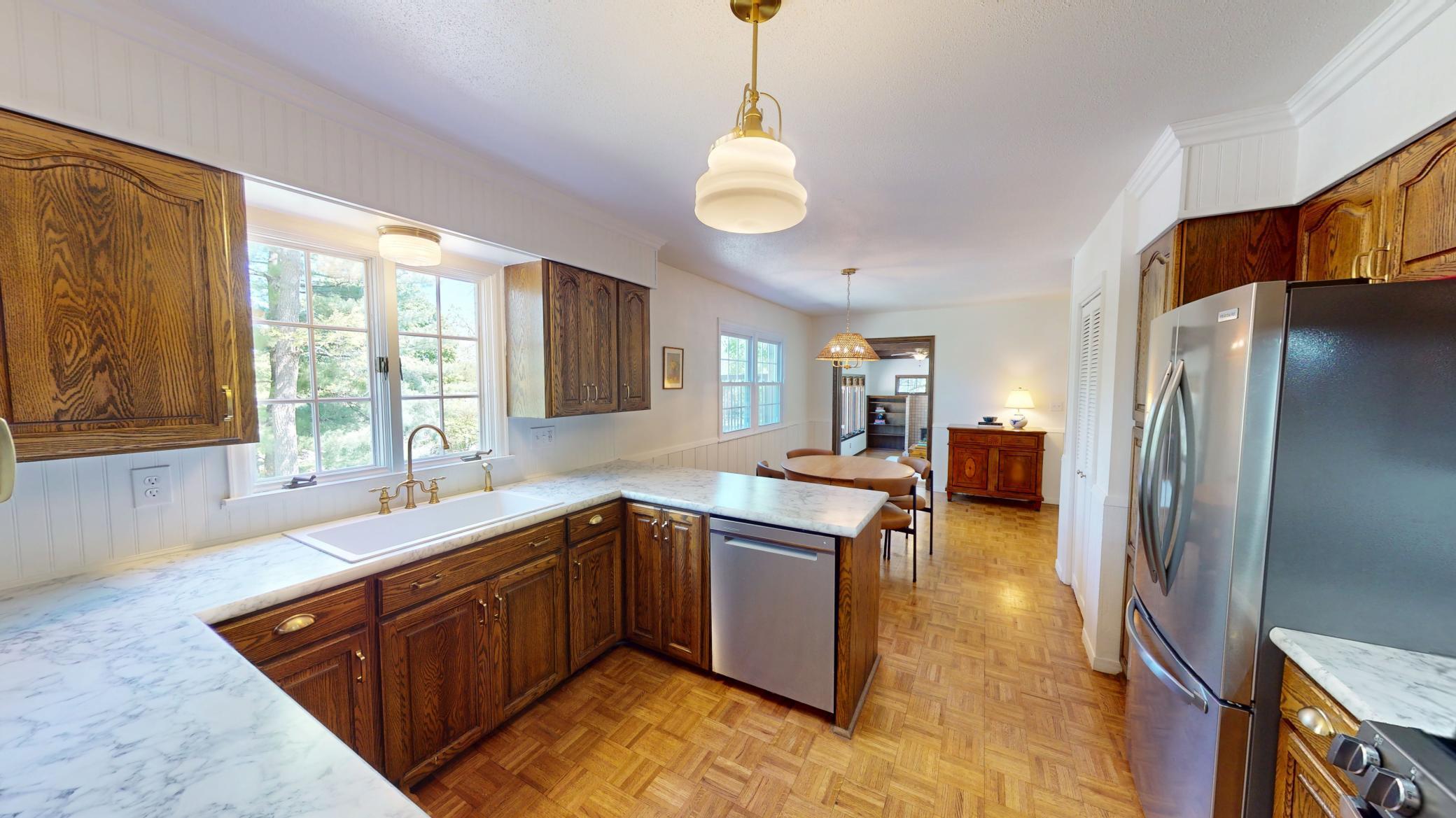 419 Ridge Road Albert Lea, MN 56007 - Photo 10 of 46