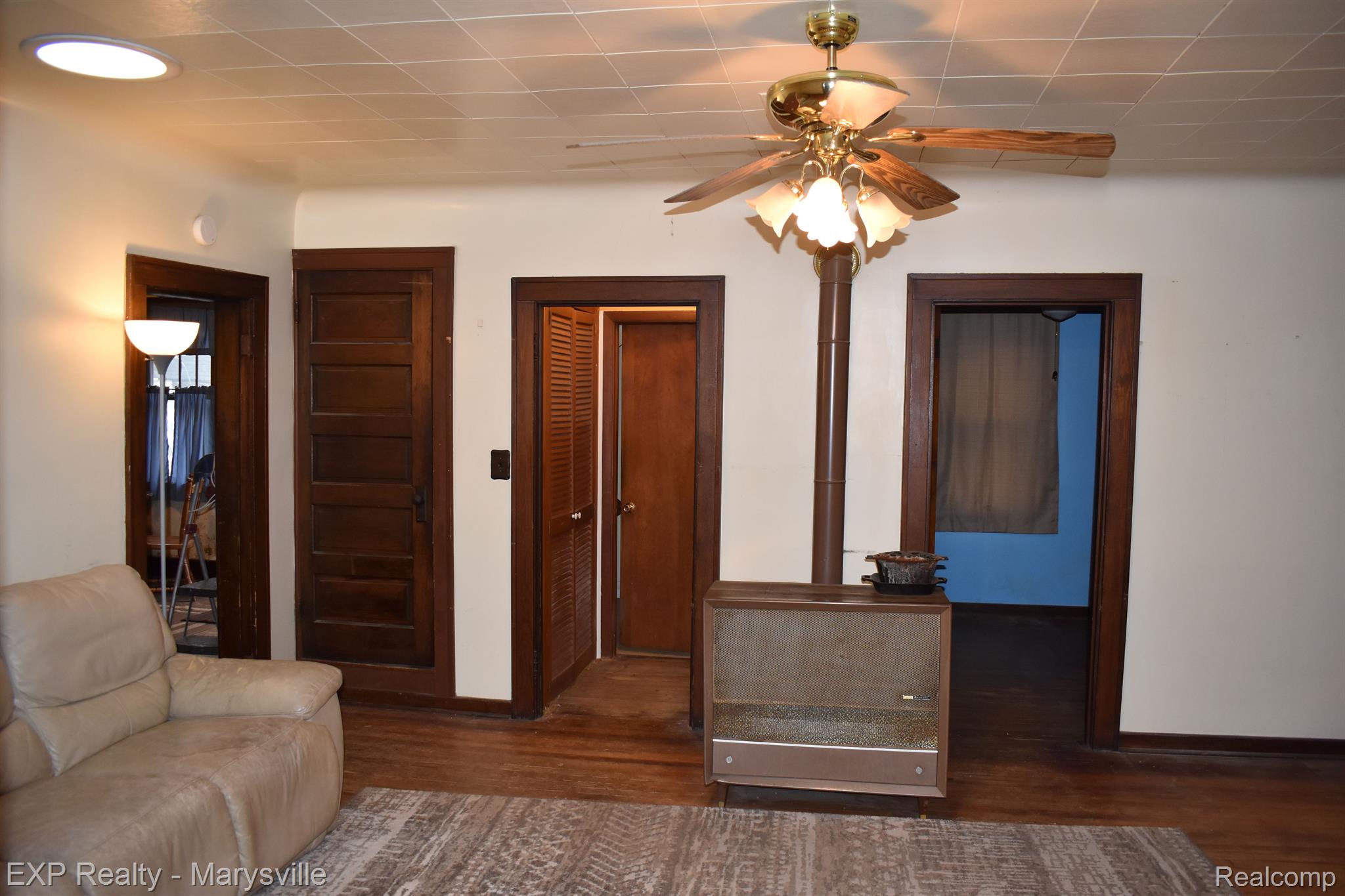 2325 Hueling Road Port Huron, MI 48060 - Photo 11 of 19 Gallery Image 11