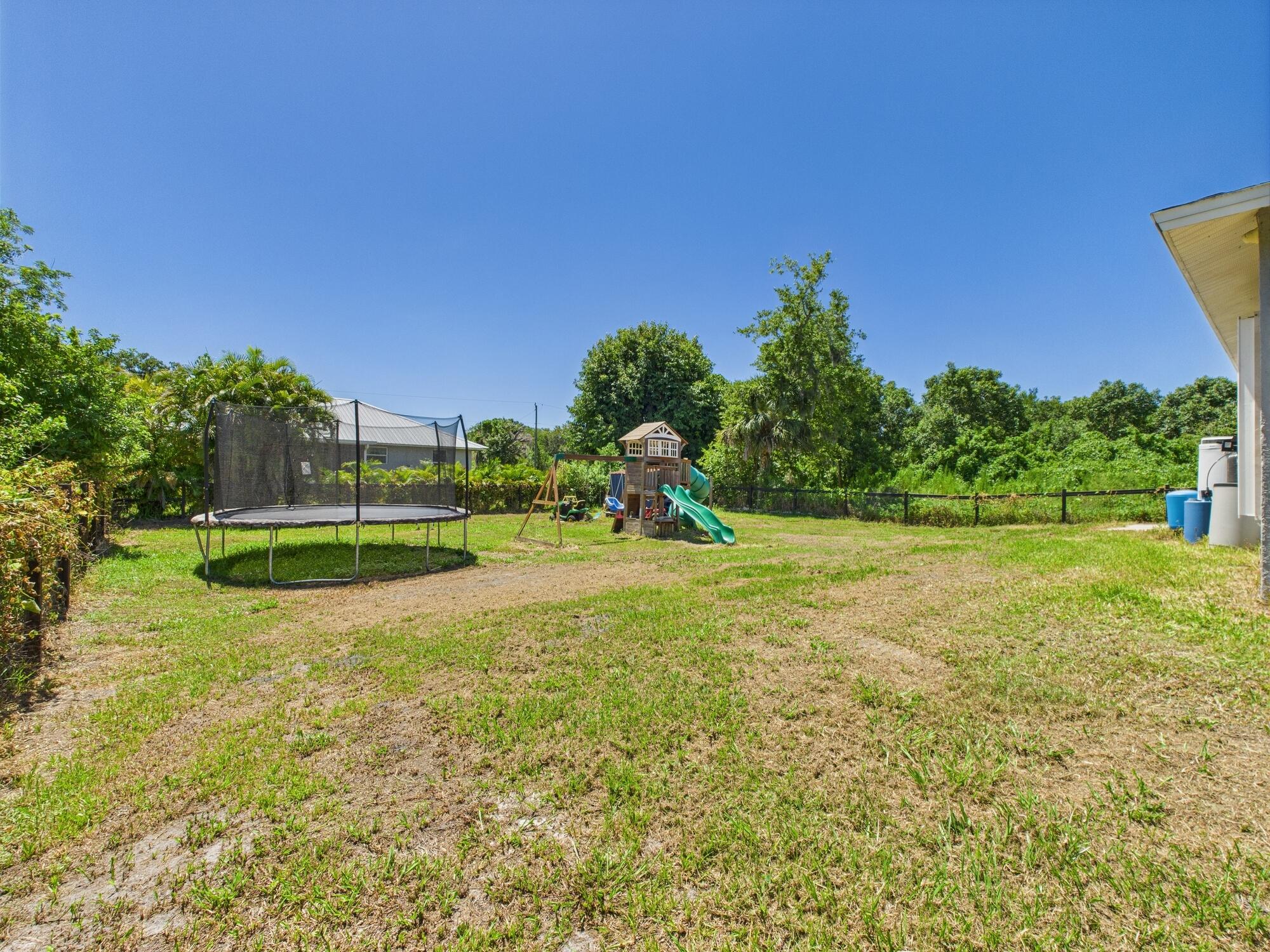 6504 Southeast 86th Boulevard Okeechobee, FL 34974 - Photo 35 of 37 CAM03600G0-PR0058-STILL032