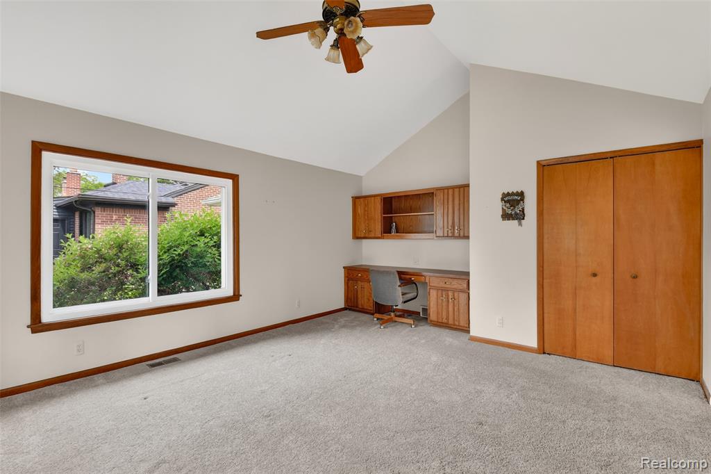 2400 Derby Road Birmingham, MI 48009 - Photo 17 of 38