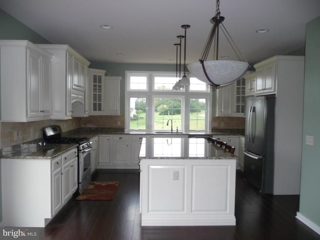 2120 Fieldcrest Road, Unit 26 Lebanon, PA 17042 - Photo 5 of 22 Gallery Image 5