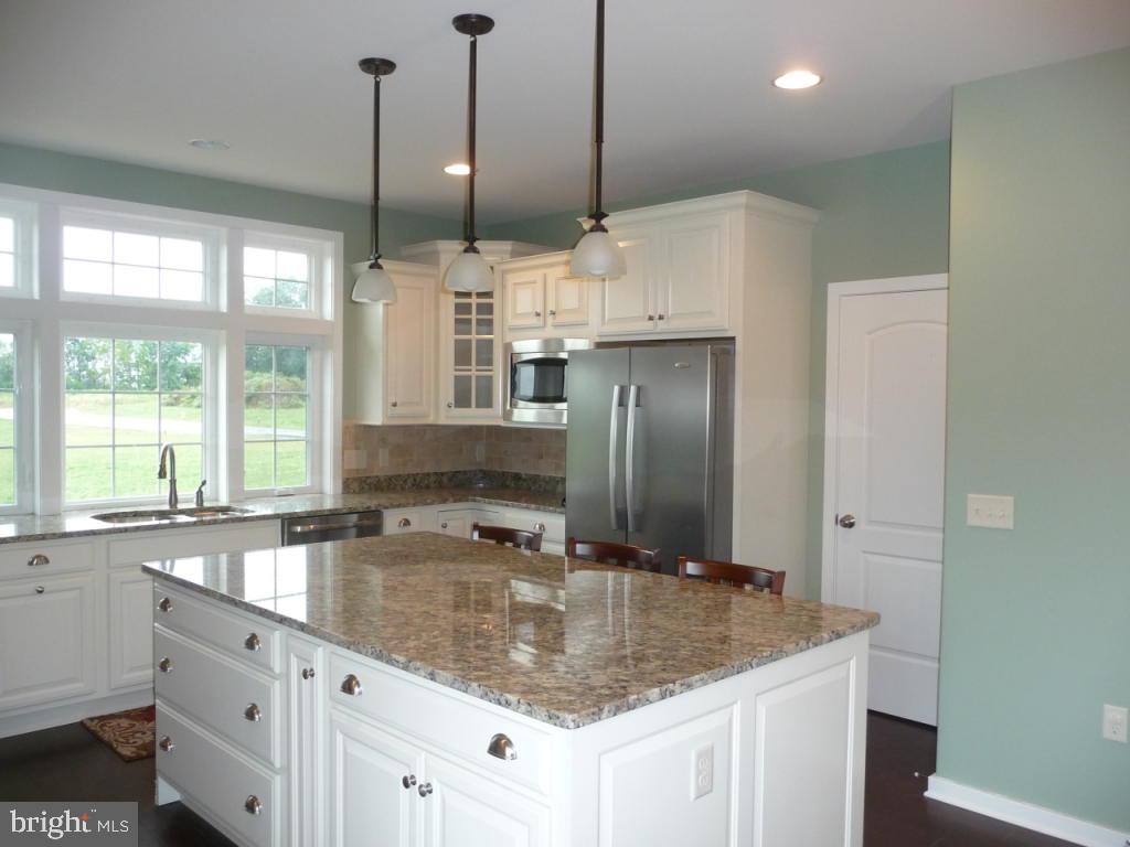 2120 Fieldcrest Road, Unit 26 Lebanon, PA 17042 - Photo 8 of 22 Gallery Image 8