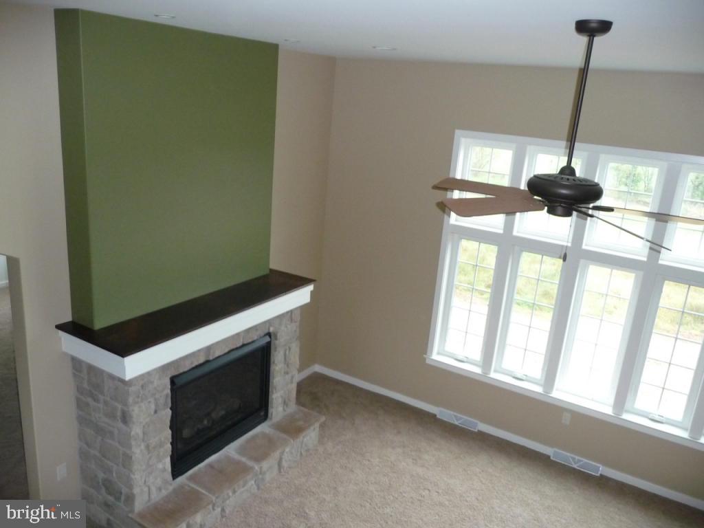 2120 Fieldcrest Road, Unit 26 Lebanon, PA 17042 - Photo 10 of 22 Gallery Image 10