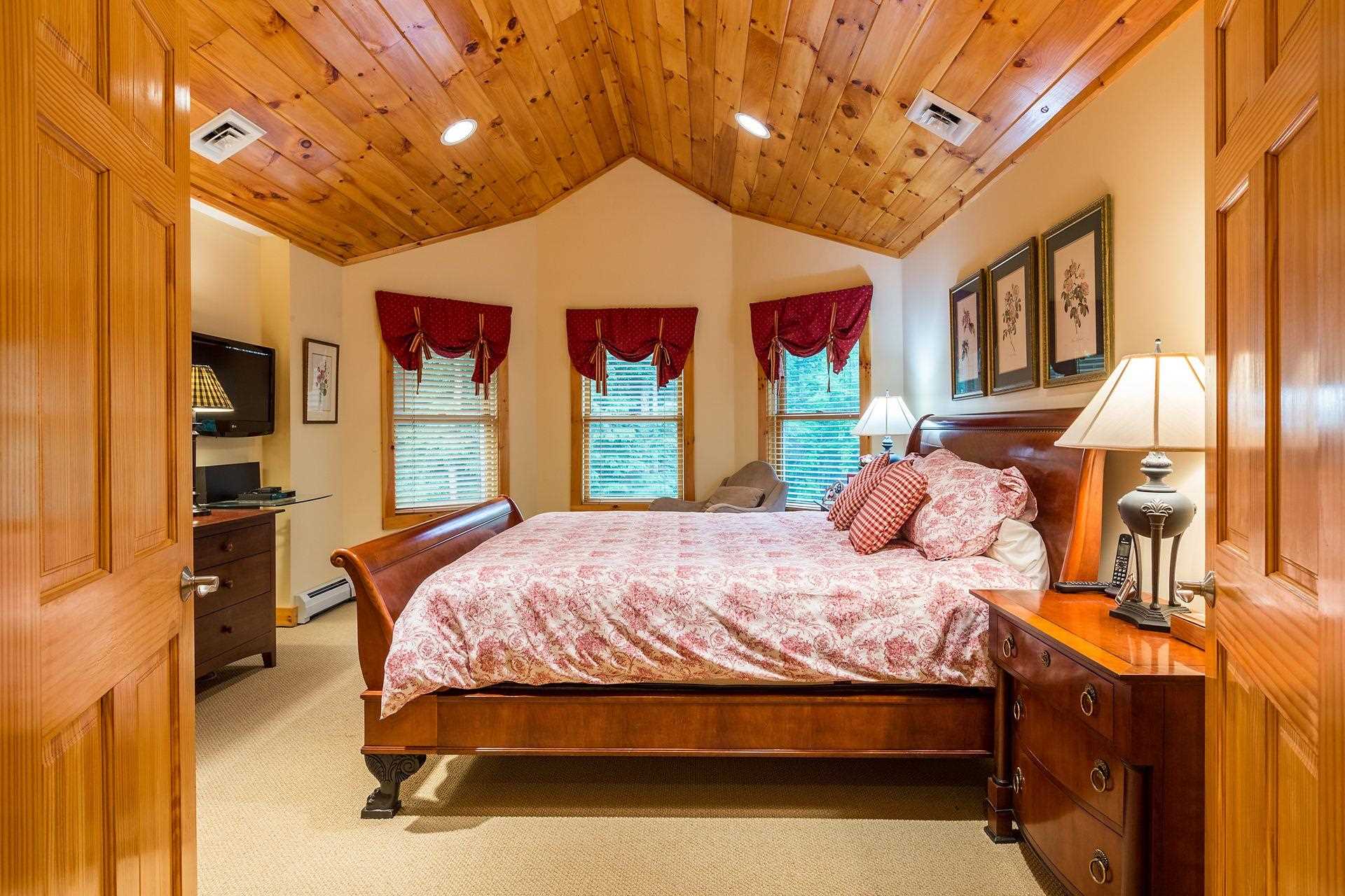 35 Stratton Gardens Road Winhall, VT 05340 - Photo 13 of 22