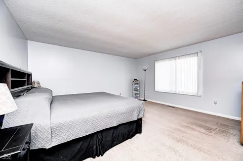 $275,000 | 5922 Prairie Creek Drive, Indianapolis, IN 46254