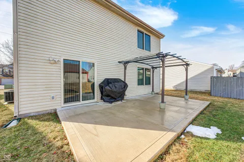 $275,000 | 5922 Prairie Creek Drive, Indianapolis, IN 46254