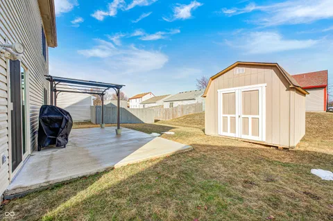 $275,000 | 5922 Prairie Creek Drive, Indianapolis, IN 46254