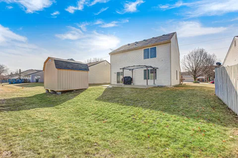 $275,000 | 5922 Prairie Creek Drive, Indianapolis, IN 46254
