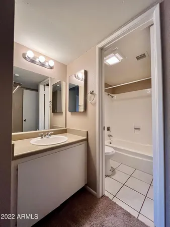$1,250 | 1701 West Tuckey Lane, Unit 225, Phoenix, AZ 85015