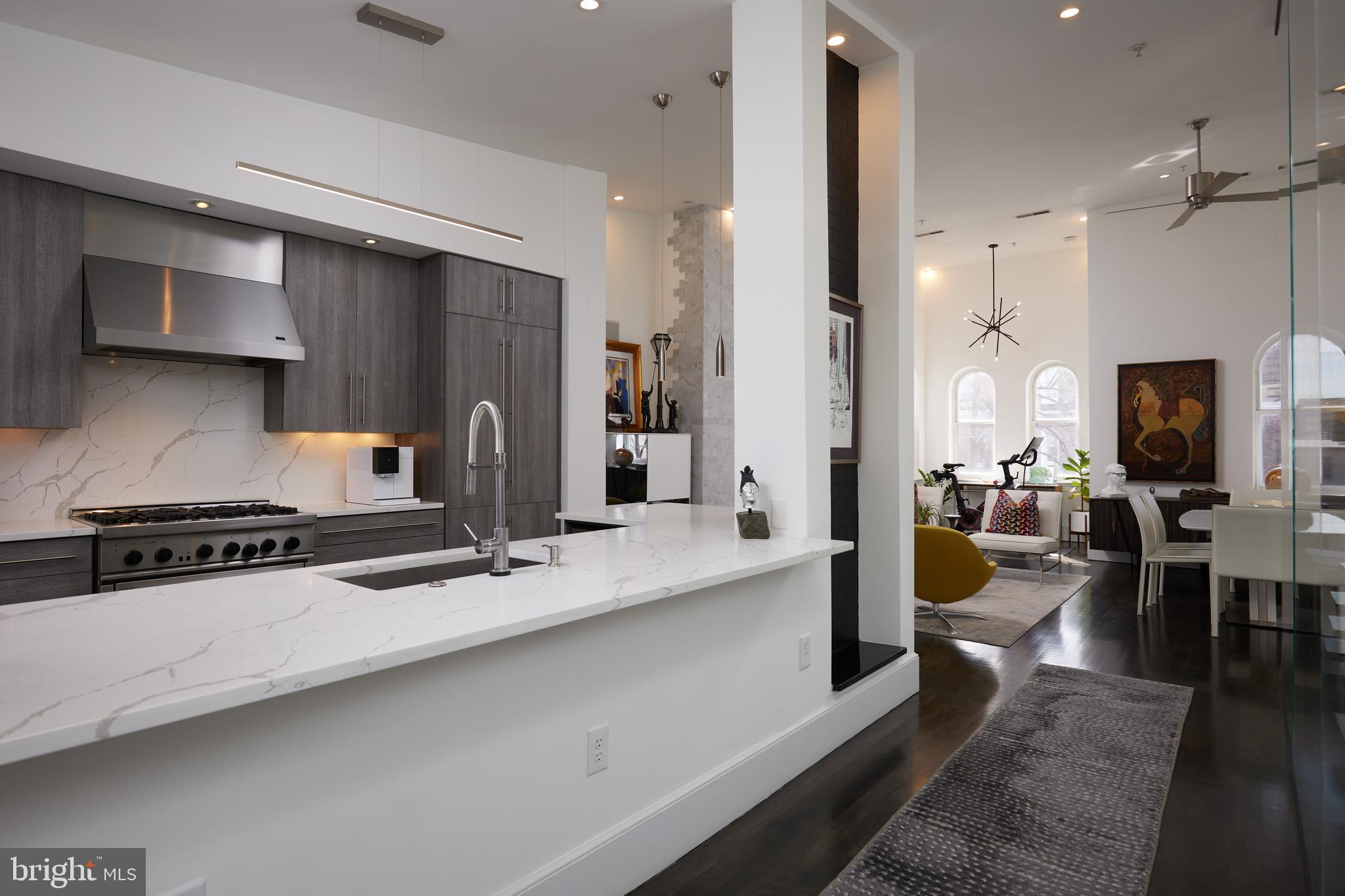 1433 R Street Northwest, Unit 4 Washington, DC 20009 - Photo 12 of 59 ..