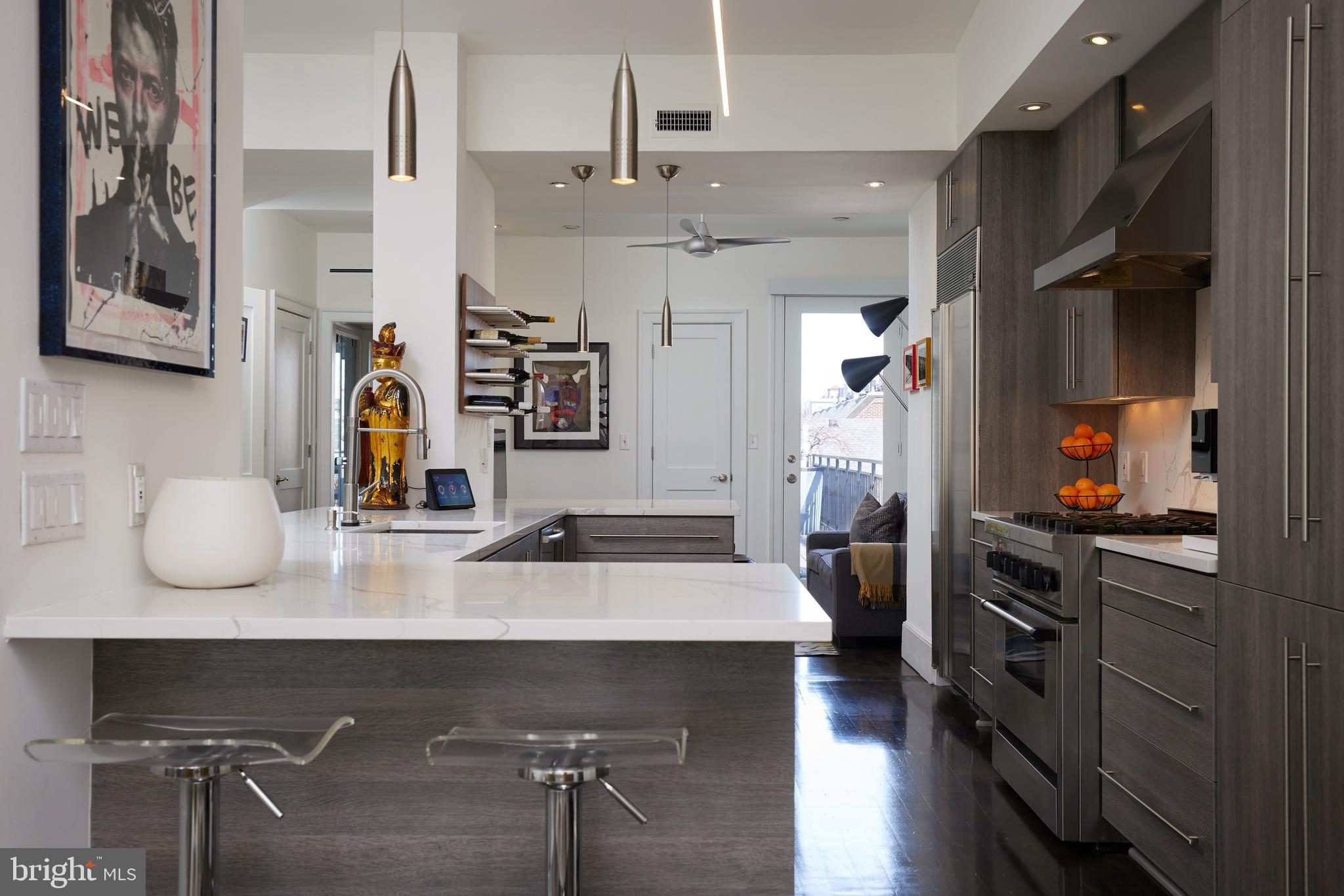 1433 R Street Northwest, Unit 4 Washington, DC 20009 - Photo 16 of 59 ..