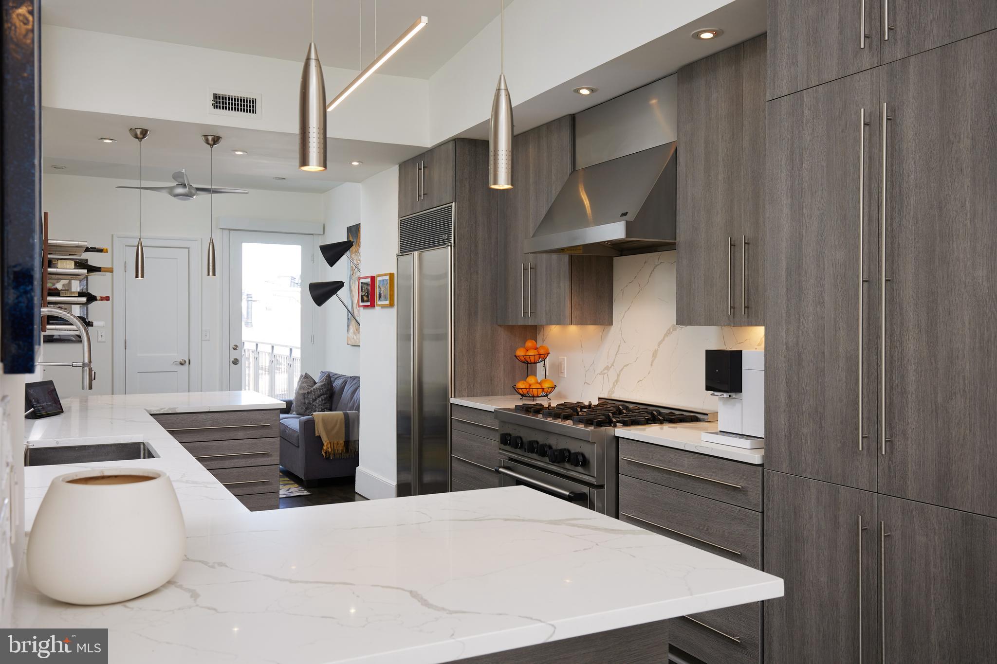 1433 R Street Northwest, Unit 4 Washington, DC 20009 - Photo 17 of 59 ..