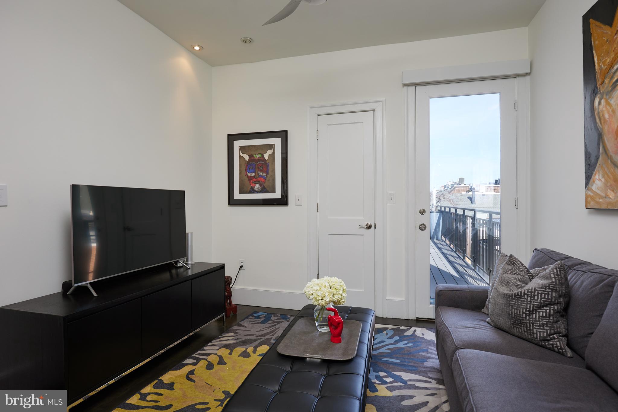 1433 R Street Northwest, Unit 4 Washington, DC 20009 - Photo 23 of 59 ..