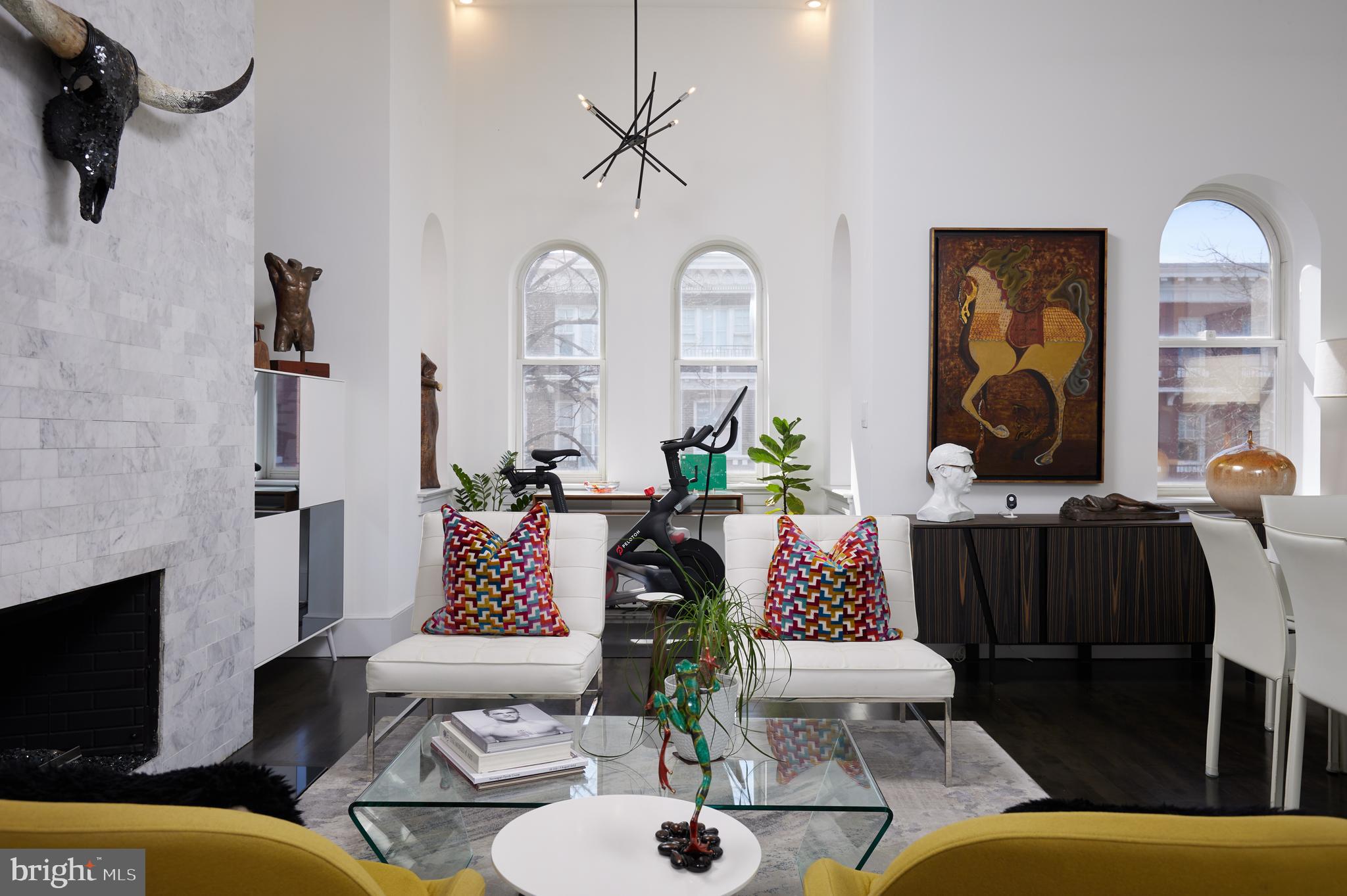 1433 R Street Northwest, Unit 4 Washington, DC 20009 - Photo 3 of 59 ..