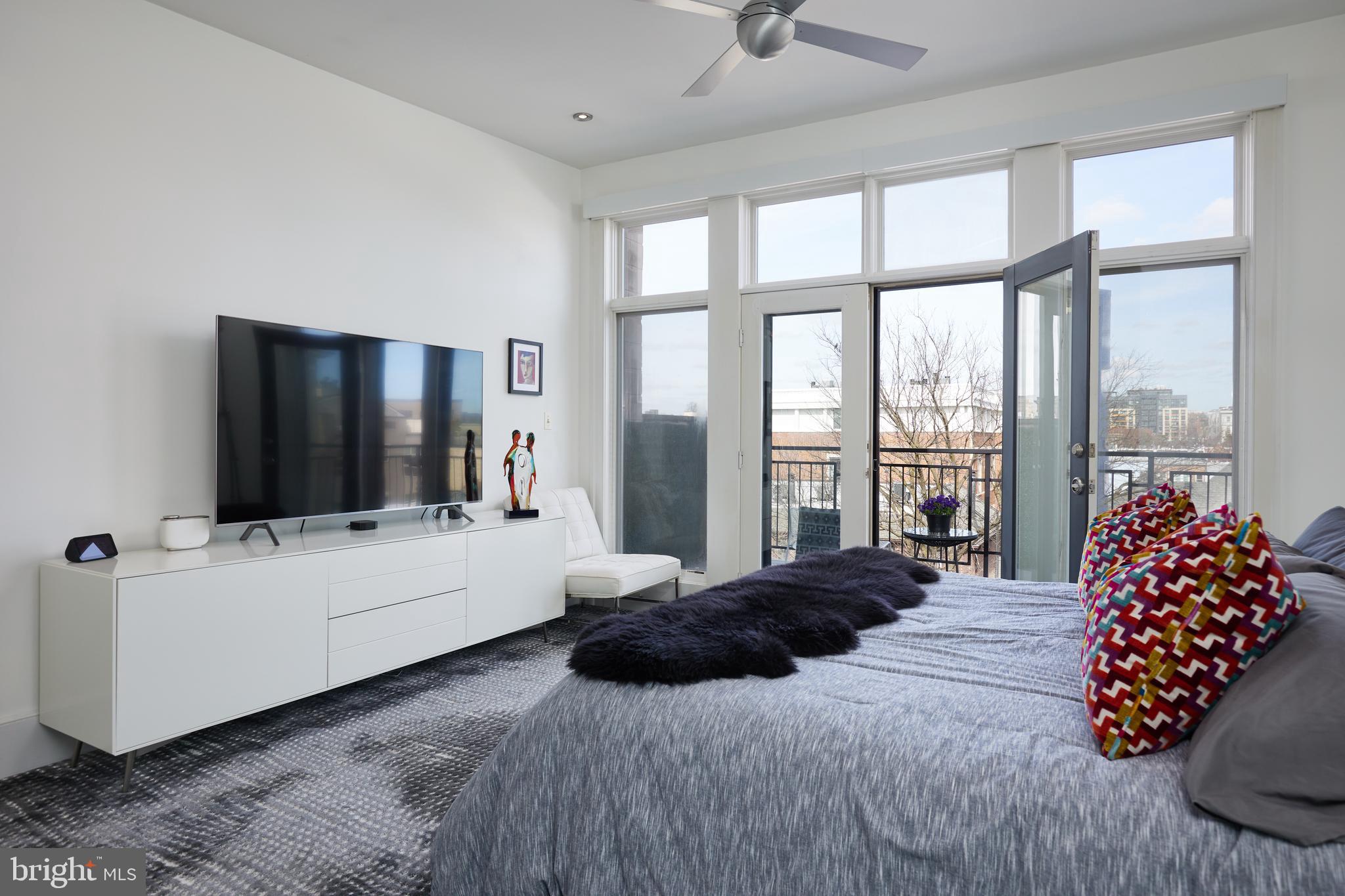 1433 R Street Northwest, Unit 4 Washington, DC 20009 - Photo 34 of 59 ..