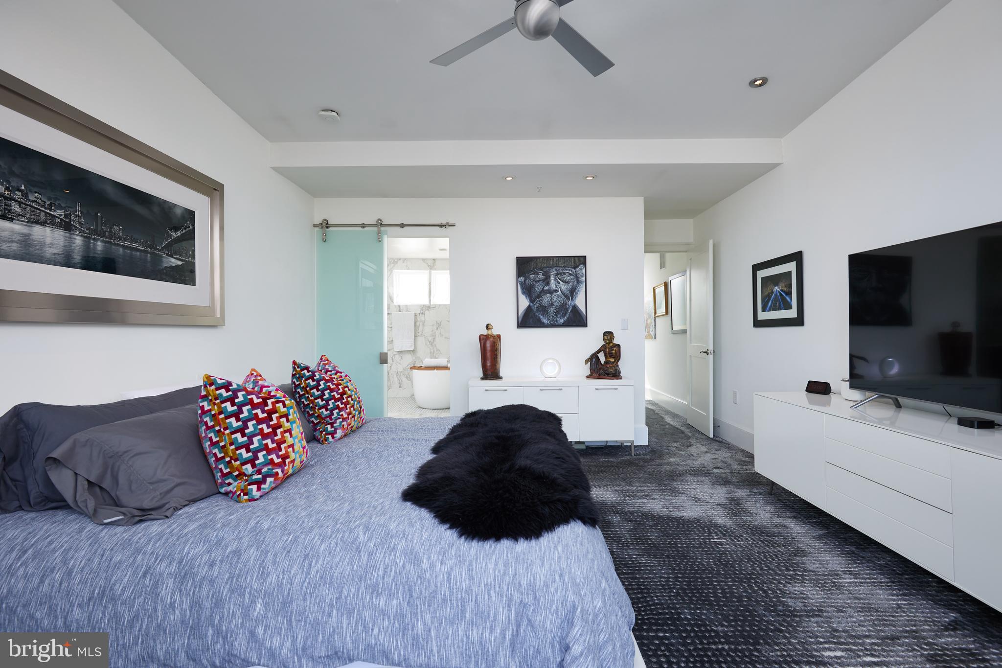 1433 R Street Northwest, Unit 4 Washington, DC 20009 - Photo 37 of 59 ..