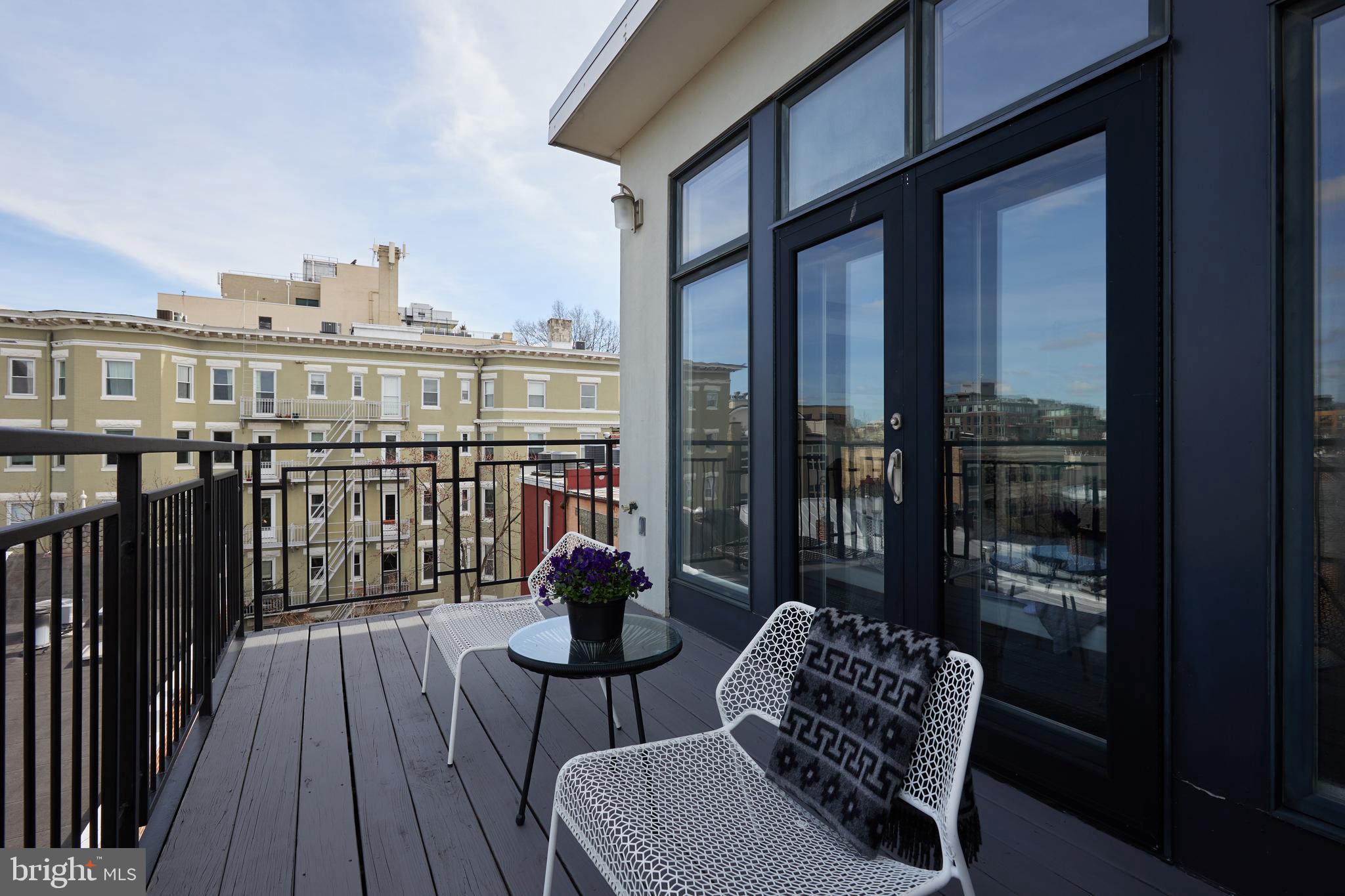 1433 R Street Northwest, Unit 4 Washington, DC 20009 - Photo 40 of 59 ..