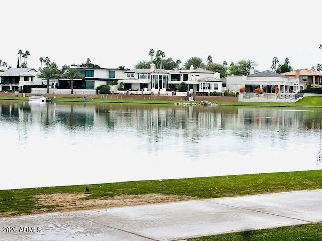 a view of a lake with houses