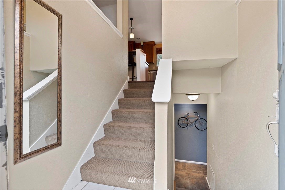 1909 Northeast 19th Place Renton, WA 98056 - Photo 4 of 25