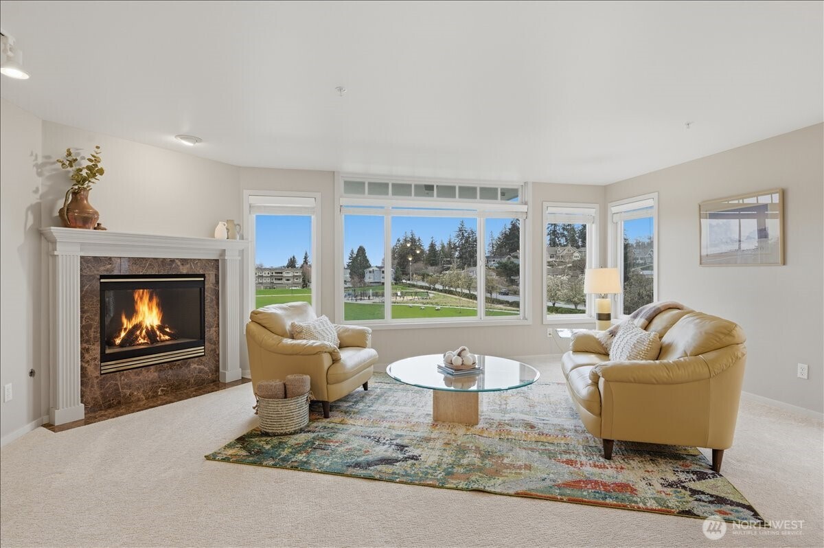 645 Bell Street, Unit 102 Edmonds, WA 98020 - Photo 4 of 23