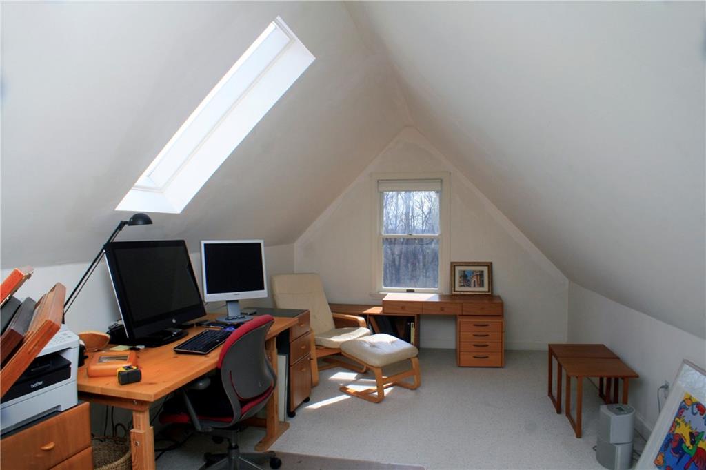 874 Field Club Road Pittsburgh, PA 15238 - Photo 21 of 24 Gallery Image 21