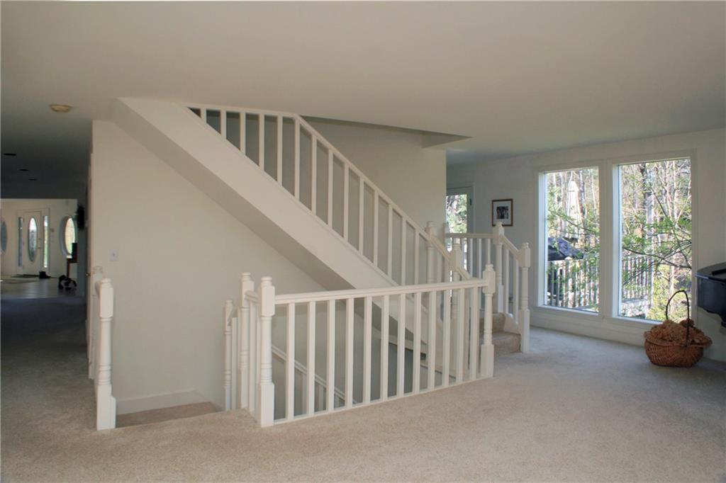 874 Field Club Road Pittsburgh, PA 15238 - Photo 10 of 24 Gallery Image 10